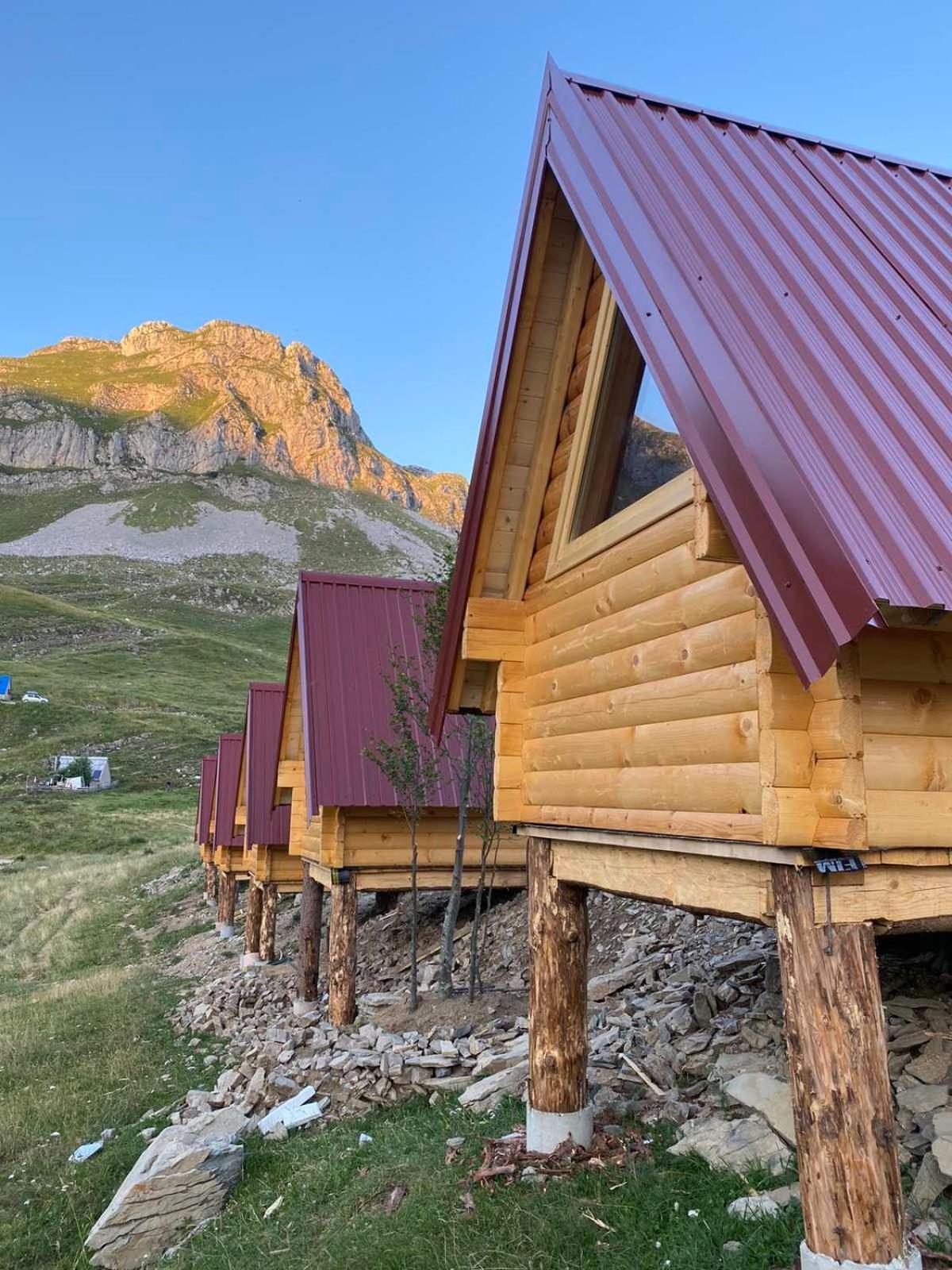 بيت شباب Rural Household Minic - Kapetanovo Jezero Kolašin المظهر الخارجي الصورة