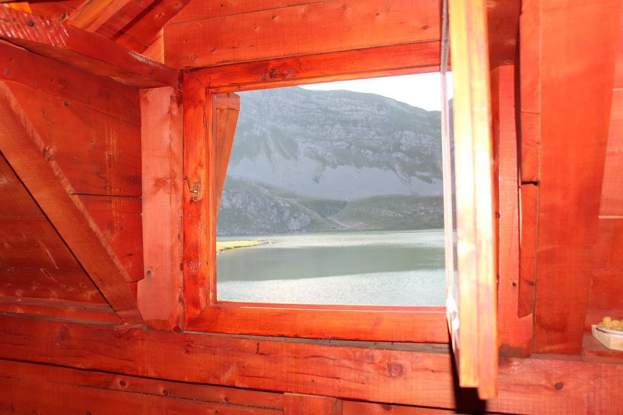 بيت شباب Rural Household Minic - Kapetanovo Jezero Kolašin المظهر الخارجي الصورة