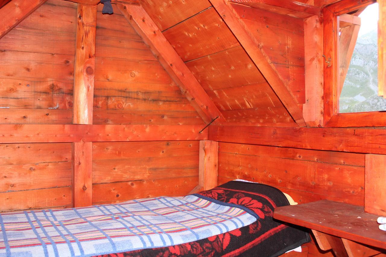 بيت شباب Rural Household Minic - Kapetanovo Jezero Kolašin المظهر الخارجي الصورة